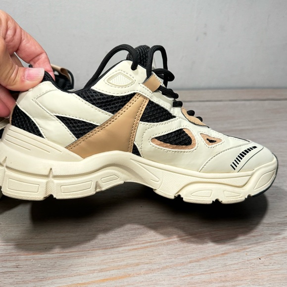 Steve Madden Clydie Chunky Platform Sneaker Size 9 M Black/Tan Lifestyle Fashion - Picture 16 of 16